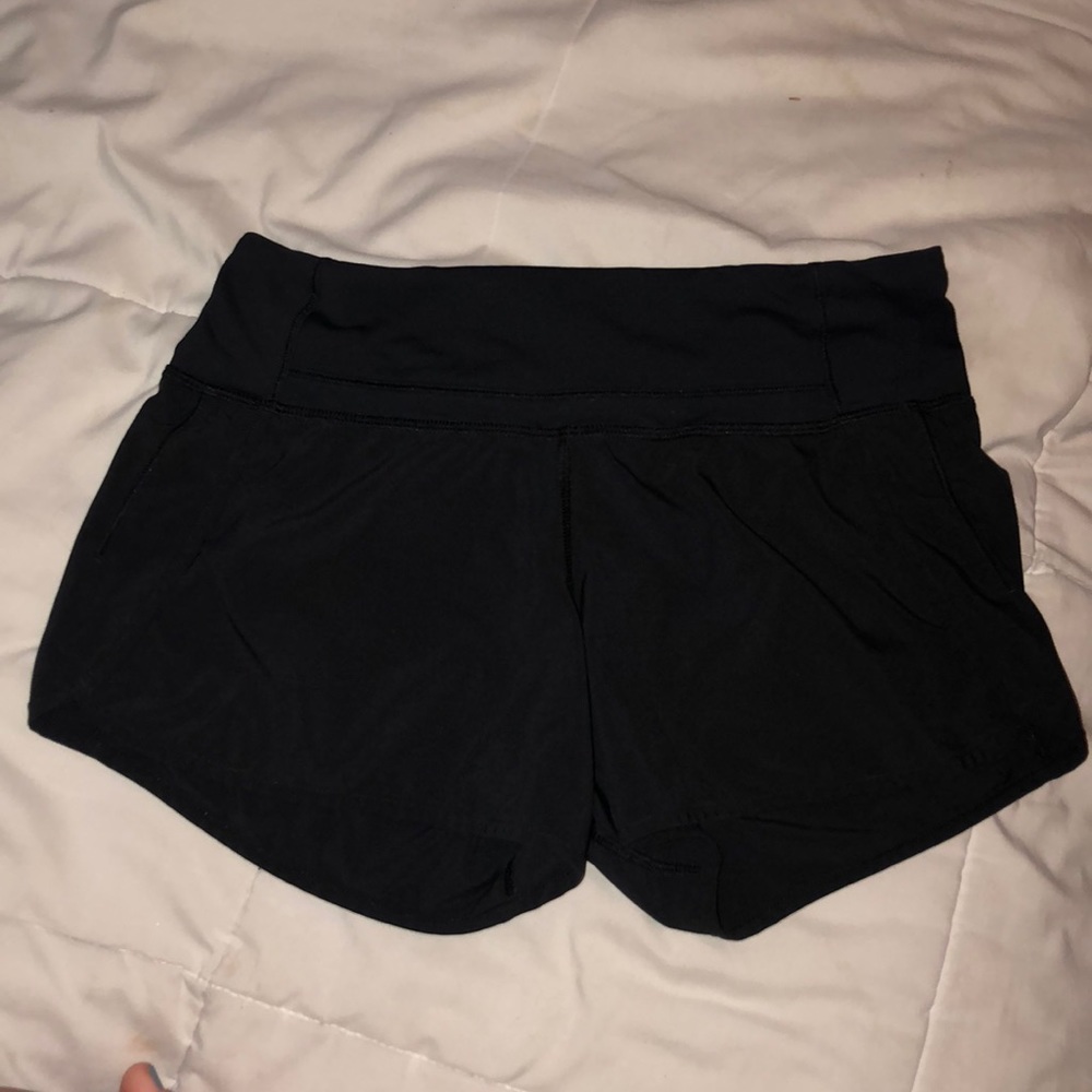 lululemon black long shorts size 4